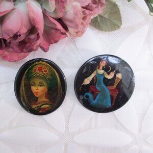 RUSSIAN LACQUER Fairy Tale Brooch Lot ~ VINTAGE Hand-Painted Folk Tale Brooches